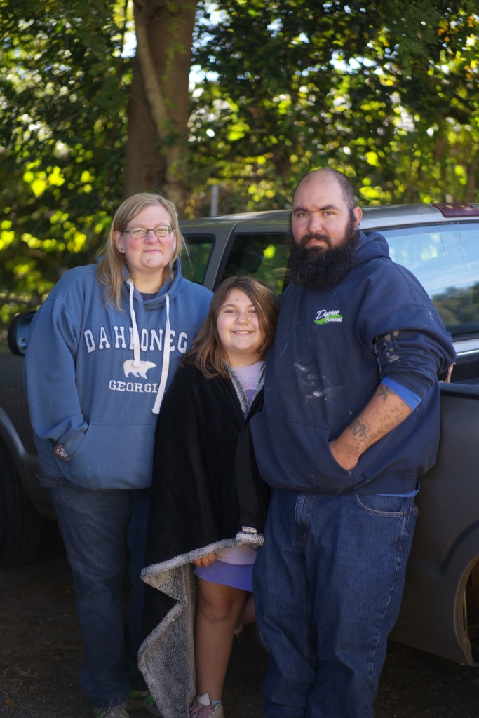 The Blaylock family drove an hour-plus to the Food Commune in DeKalb County, Georgia, from Hogansville, Georgia, seeking inexpensive groceries. (Jesse Pratt López)