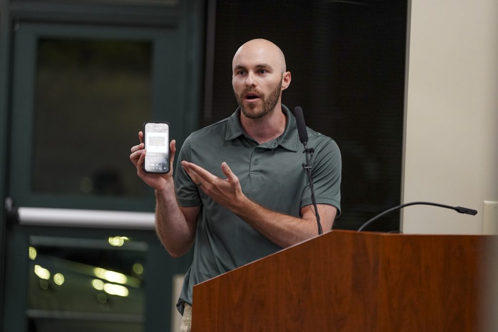 People attend a city council meeting at Dunwoody City Hall to discuss Flock Cameras at Dunwoody, Georgia, U.S., April 14, 2026.    Megan Varner/ACPC